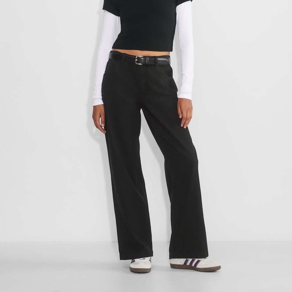 Aritzia Black Straight Leg Pants